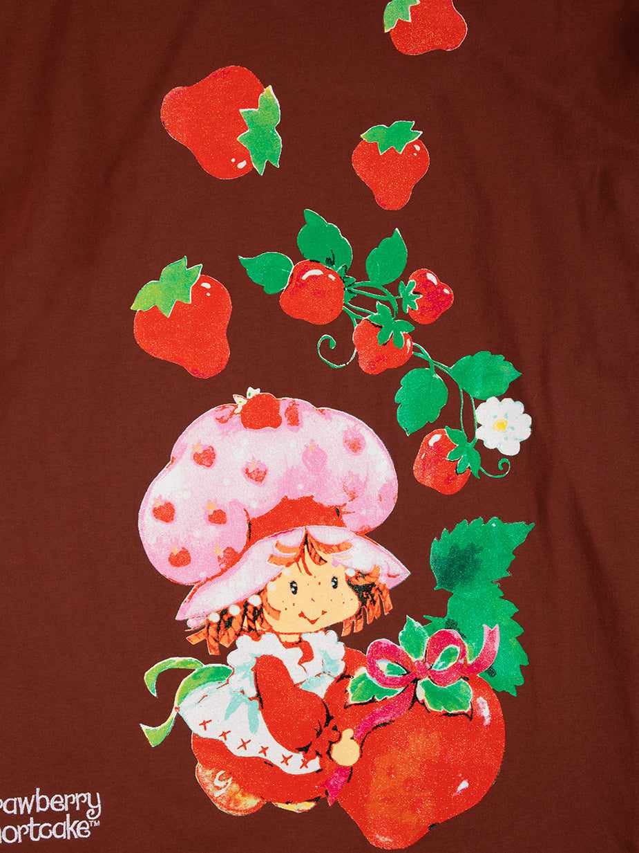 Strawberry Shortcake Gift of Strawberries Distressed Long sleeve